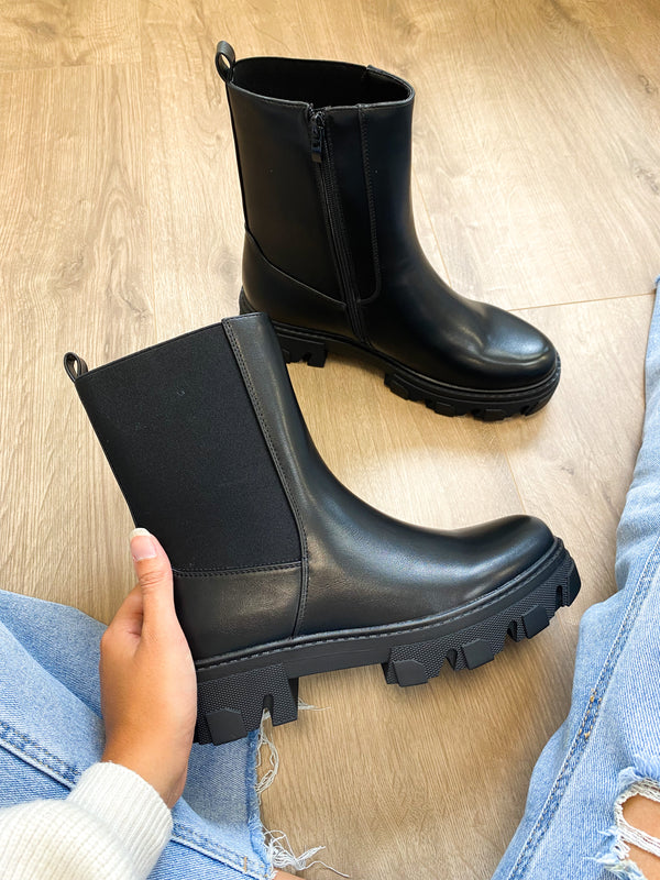Nelly Boots - Black PU