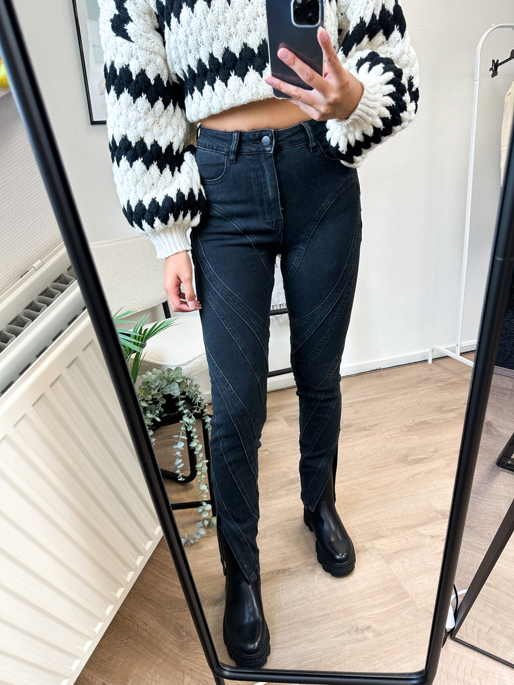 Black stretch skinny jeans deals